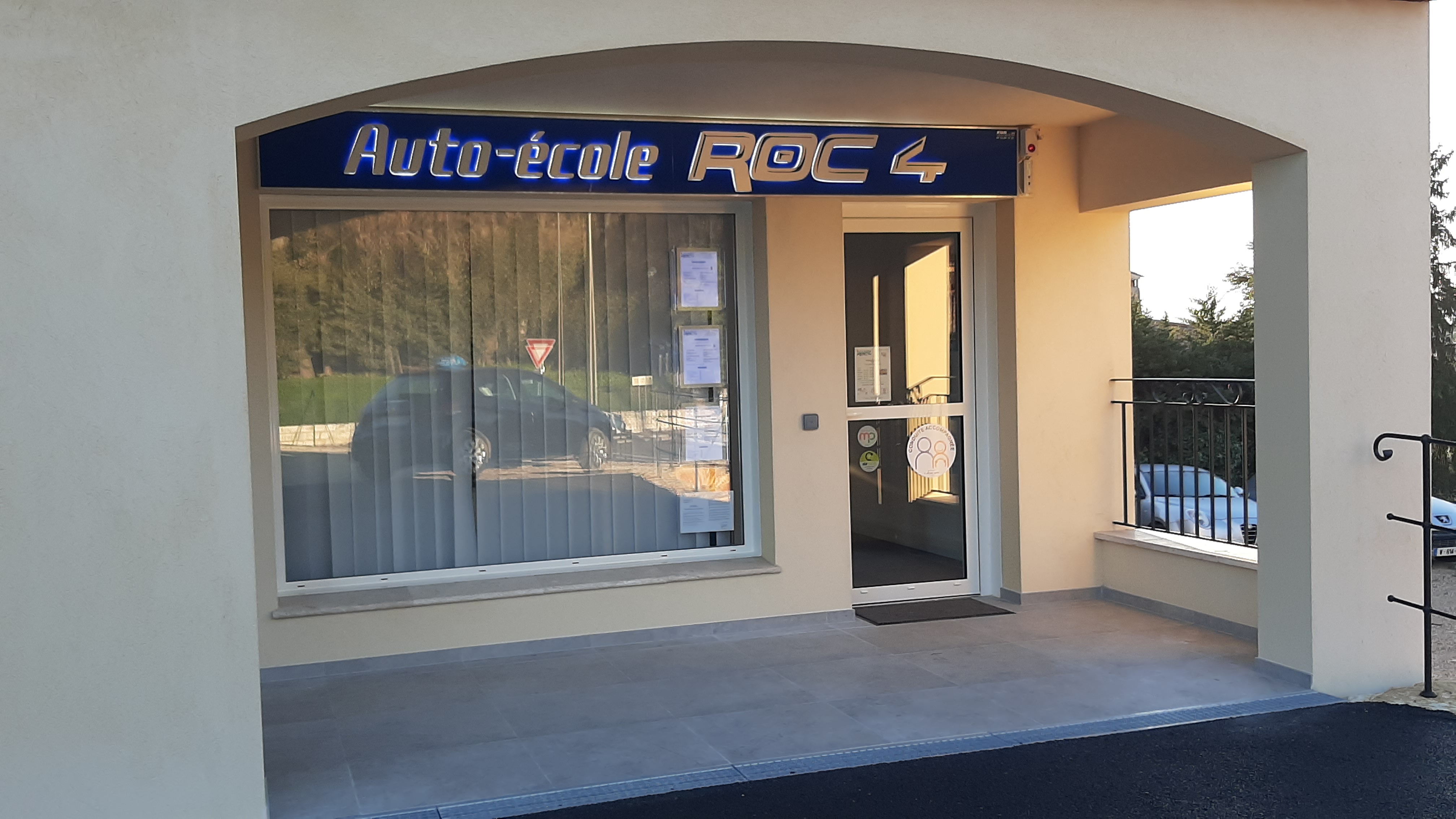 Photo 1 de Auto-école ROC4